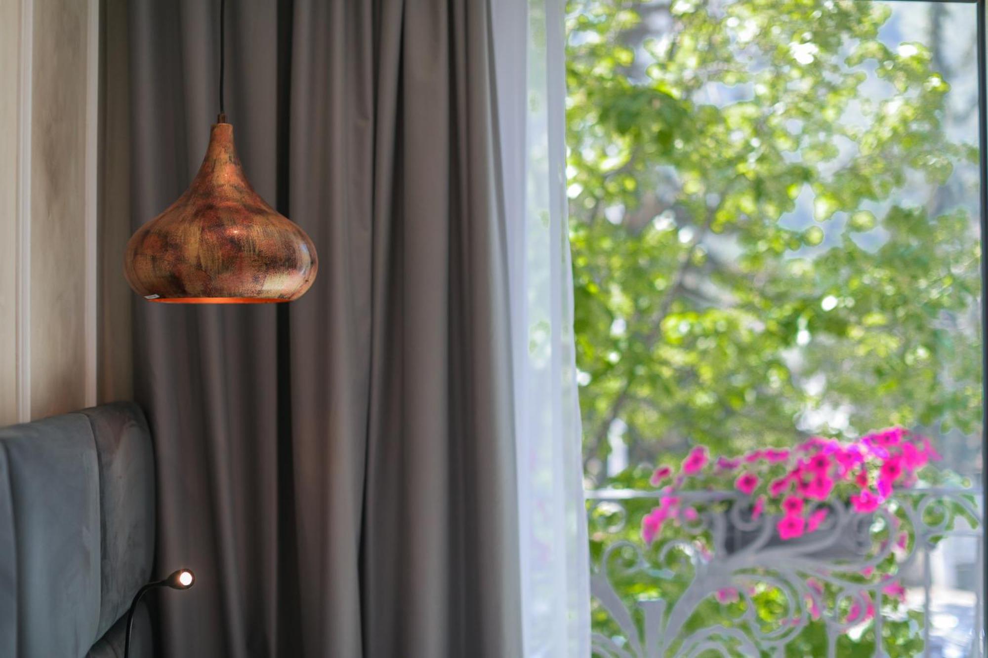 Hotel Plaza Μπεράτ Εξωτερικό φωτογραφία